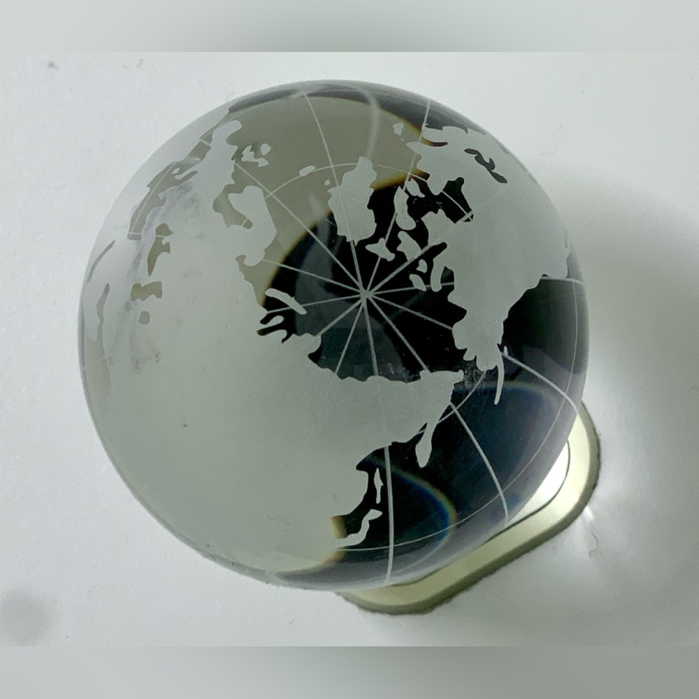 Vtg Solid Lead Crystal Mapped Art Glass Globe Earth Spherical Paperweight